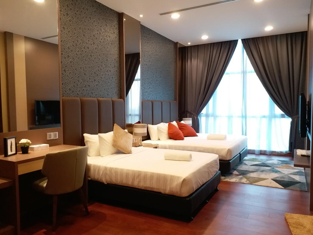 Aparthotel Jb Paragon Serviced 3*
