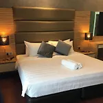 Jb City Paragon Serviced Apartment