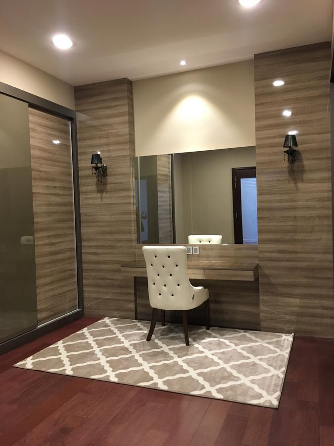 Jb Paragon Serviced Aparthotel 3*