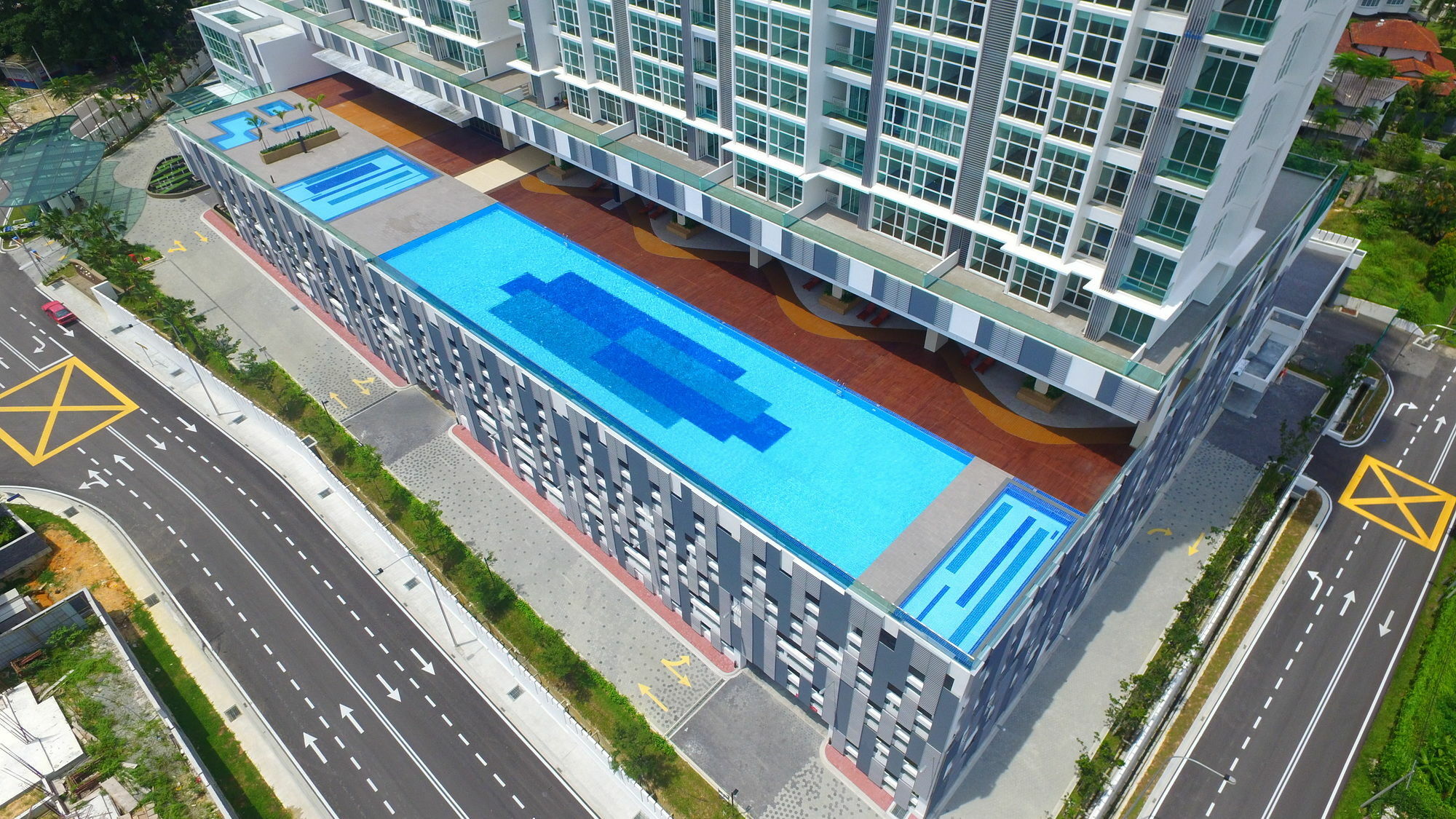 Jb Paragon Serviced Aparthotel 3*